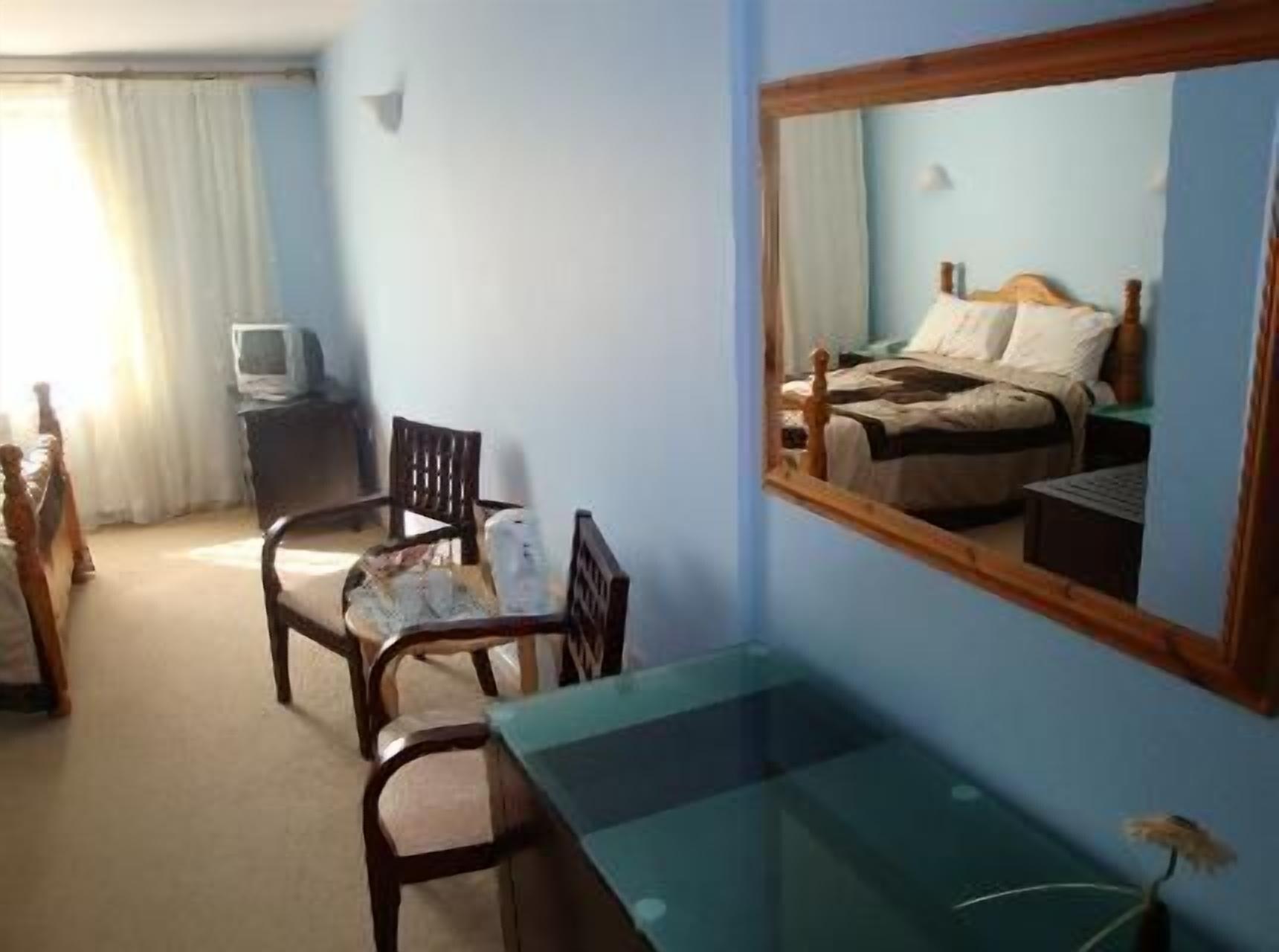 Stansted Skyline Hotel Great Dunmow Buitenkant foto