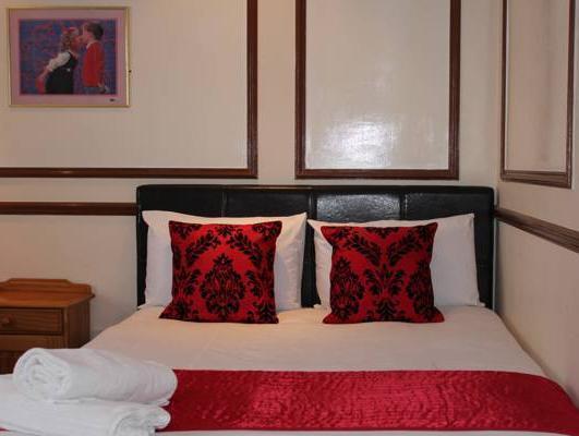 Stansted Skyline Hotel Great Dunmow Buitenkant foto